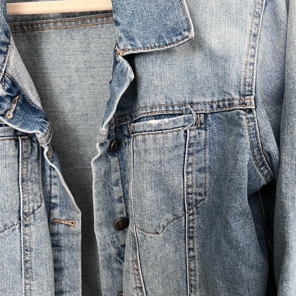 ANTHROPOLOGIE JEAN JACKET - Picture 4 of 5